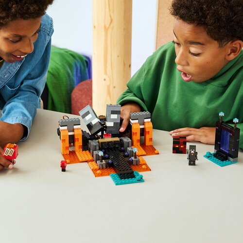 Lego WITHER BITKA 21590 Slike