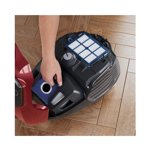 Electrolux usisavač EPF61RR Slike