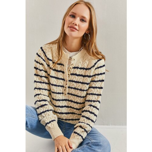 Bianco Lucci Women&amp;#039;s Striped Knitwear Sweater with Braids. Slike