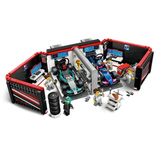 Lego 60444 Avtomehanična delavnica F1&amp;reg; ter dirkalnika Mercedes-AMG in Alpine Slike