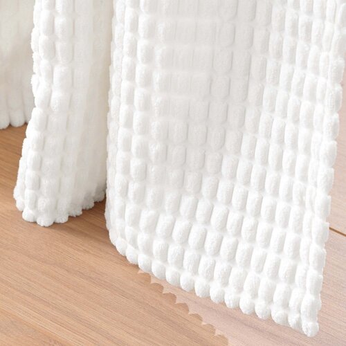 Douceur d int&amp;eacute;rieur Bela žametna zavesa 140x260 cm Swing &amp;ndash; Slike