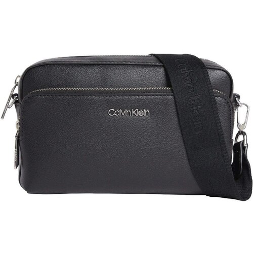 Calvin Klein Jeans Torbice za na ramo - Črna Slike
