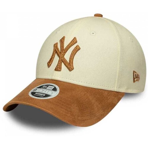 New Era Kape s &amp;scaron;iltom Wmns faux suede 9forty neyyan Bež Slike