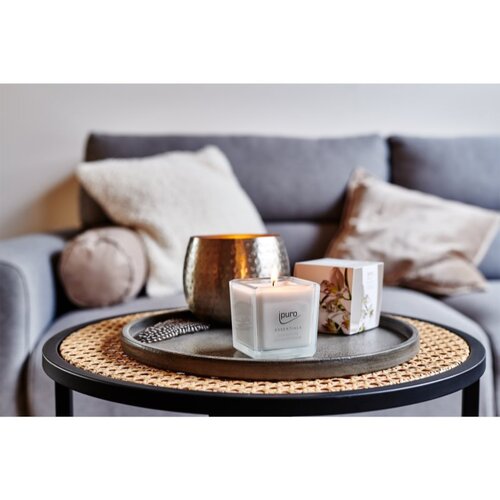IPURO Di&amp;scaron;eča sveča Ipuro ESSENTIALS White Lily (125 g) Slike