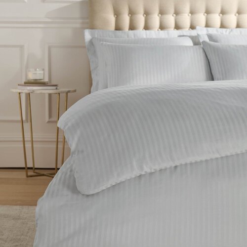 Catherine Lansfield Siva podalj&amp;scaron;ana posteljnina za zakonsko posteljo iz damasta 230x220 cm Satin Stripe &amp;ndash; Slike