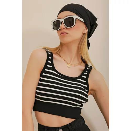 Trend Alaçatı Stili Women's Black Striped Striped Summer Crop Knitwear Blouse