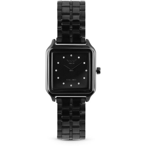 Vuch Roeen Black Cene