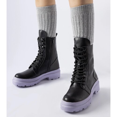 Gemre Black boots on a purple sole Quennie Cene