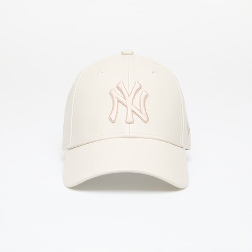 New Era New York Yankees Faux Leather Womens 9FORTY Adjustable Cap Light Beige Universal Cene