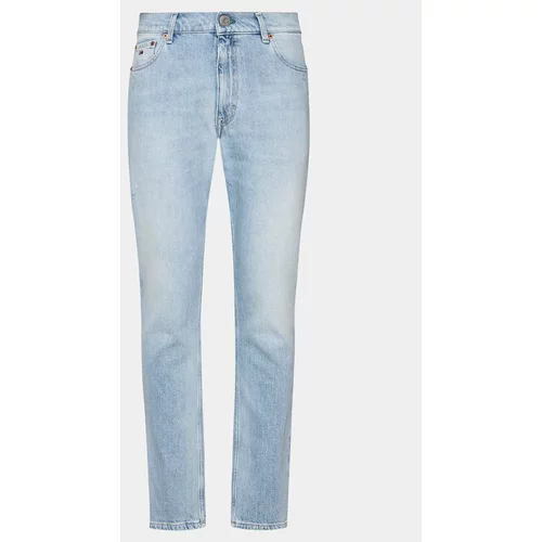 Tommy Jeans Jeans hlače Dad DM0DM18718 Modra Tapered Fit