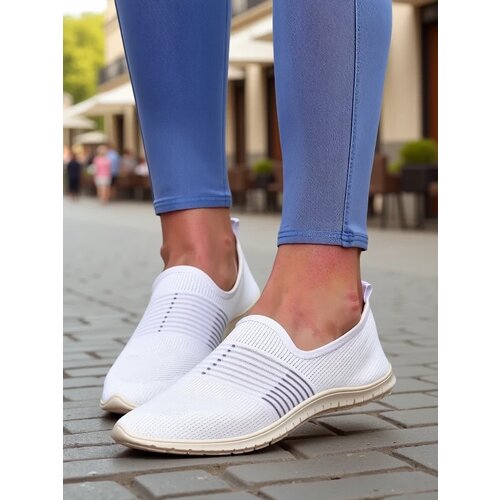 Resti Women's slip-on sports shoes Ollabes Cene