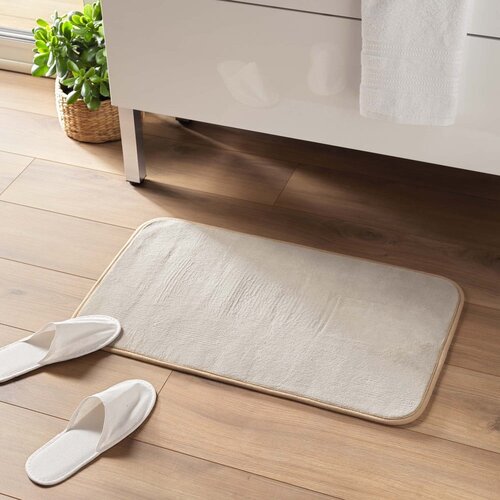 Douceur d int&amp;eacute;rieur Bež kopalni&amp;scaron;ka preproga 45x75 cm Vitamine &amp;ndash; Slike