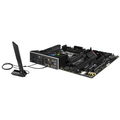 Asus rog strix B650E-F gaming wifi matična ploča Slike