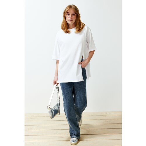Trendyol White 100% Single Jersey Relaxed/Comfortable Fit Asymmetric Knitted T-Shirt Slike