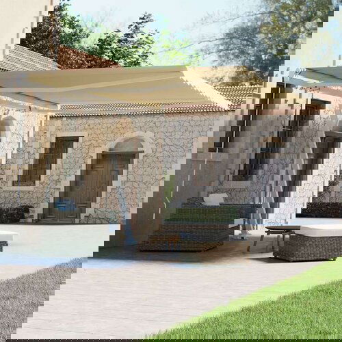  Prostostoječa ročno zložljiva tenda 450x300 cm krem, (20728910) Cene