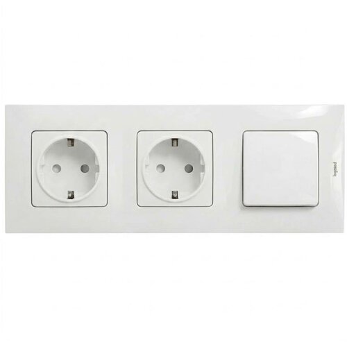 Legrand dupla kućna SCHUKO utičnica 250V/16A i jedan prekidač br. 1 sa okvirom NILOE, bela Slike