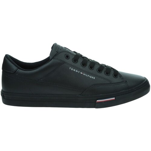 Tommy Hilfiger Nizke superge FM0FM05814BDS Črna Cene