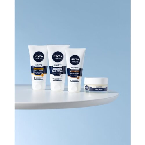 Nivea MEN Sensitive za&amp;scaron;čitna krema za mo&amp;scaron;ke SPF 15 75 ml Slike