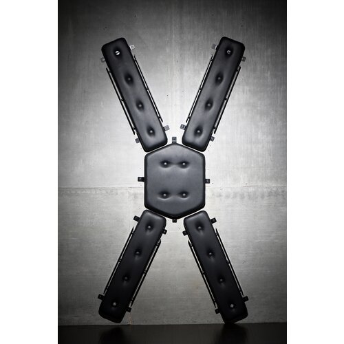 Master Series Masters St. Andrew's Cross Black Cene