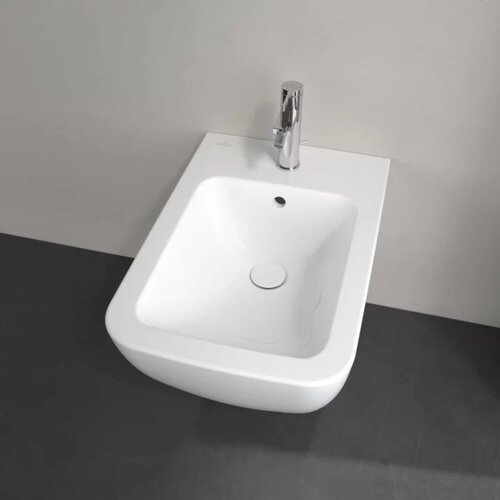 Villeroy Boch 441100R1 Venticello CeramicPlus 37,5 x 56 cm viseči bide Slike