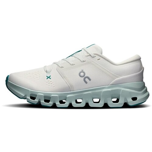 On Nizke superge Cloud X 5 Bela Slike