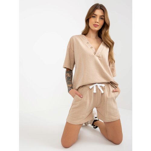 Fashion Hunters Beige summer tracksuit with button-down blouse Slike