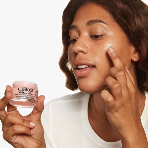 Clinique moisture Surge 100H Auto-Replenishing Hydrator hidratantna gel krema 30 ml za žene Slike