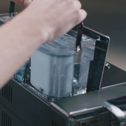 Odstranjivač Vzdrževanje CA6707/10 komplet 2x AquaClean 6x čistilci mleka 6x degreasers, (5000507964) Slike