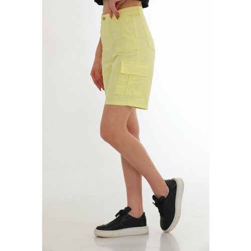 BİKELİFE Shorts - Yellow - High Waist Slike
