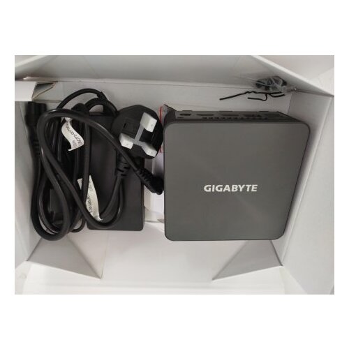 Gigabyte BRI5H-10210 BRIX Mini PC Intel i5-10210U 1.6 GHz (DES08988) OUTLET Cene