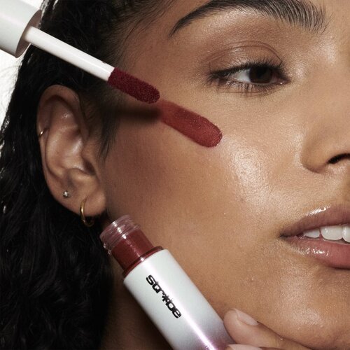 MAC Cosmetics Strobe Liquid Blush tekoče rdečilo odtenek Unsweetened 4.3 ml Slike