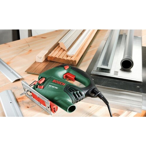 Bosch vbodna žaga bosch pst 800 pel compact s setom orodja (530 w, nastavljiv kot rezanja: do 45&amp;deg;, 3.000 vbodov/min) Slike