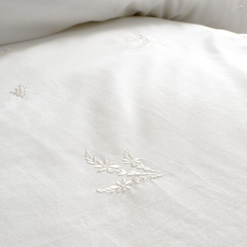 Bianca Bela enojna bombažna posteljnina 135x200 cm Lottie Floral Embroidery &amp;ndash; Slike