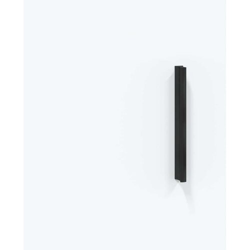 VidaXL Visoka omara bela 69,5x34x180 cm inženirski les Slike