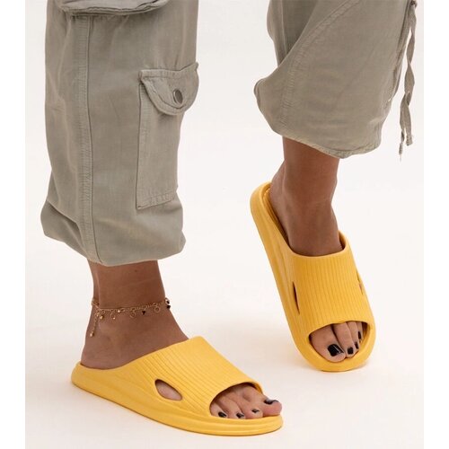D/CEO Black sandals on a block heel Millo Cene