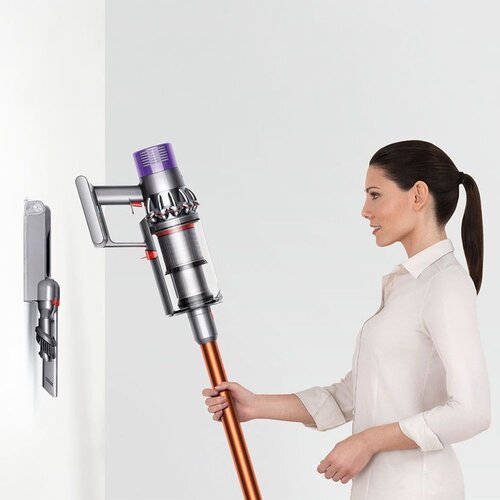 Dyson V10 cyclone + low reach adaptor 626458 &amp;scaron;tapni usisivač Slike