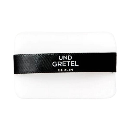 UND GRETEL ILGE Powder Puff Cene