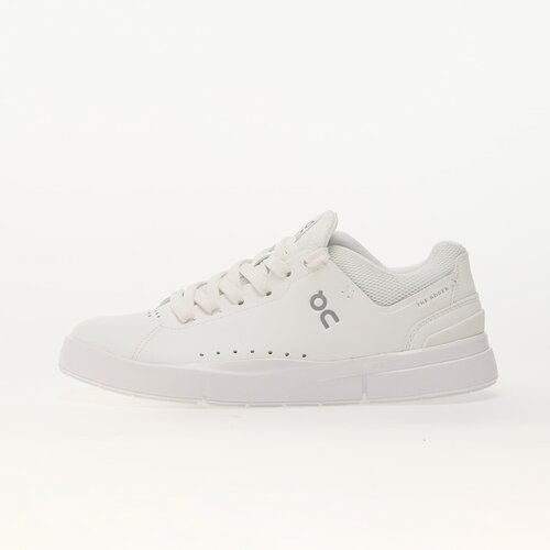 On THE ROGER ADVANTAGE Bijela Slike
