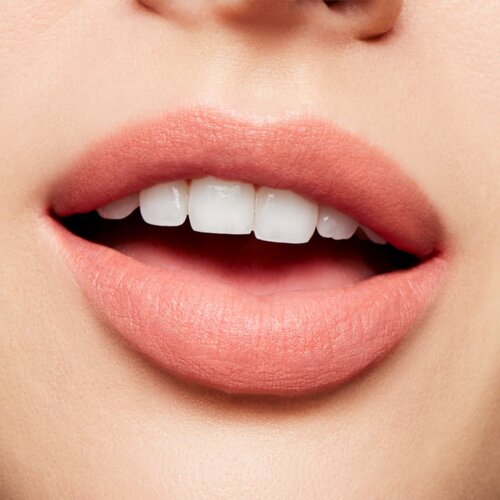 Mac Powder Kiss Liquid mat tekoča šminka 5 ml odtenek 984 Billion $ Smile za ženske Cene