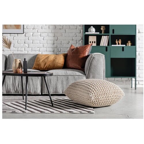 Bonami Essentials Crveni pleten tabure Knit &amp;ndash; Slike