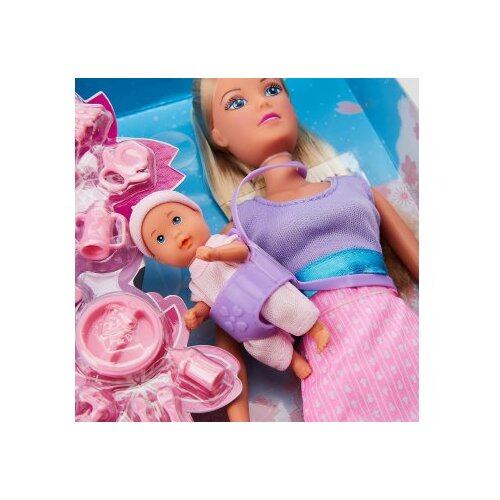 STEFFI LOVE Baby Sitter Cene