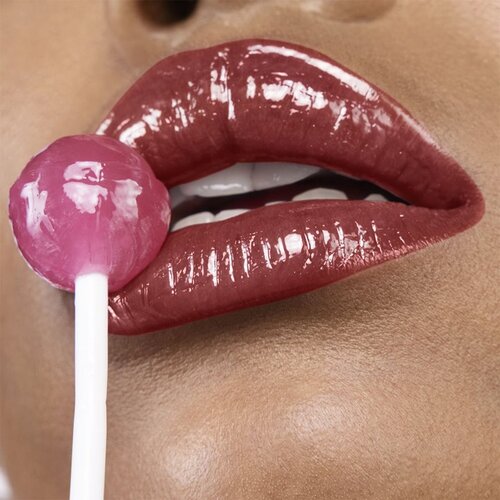 Yves Saint Laurent Rouge Volupt&amp;eacute; Candy Glaze balzam za usne 6 Burgundy Temptation Slike
