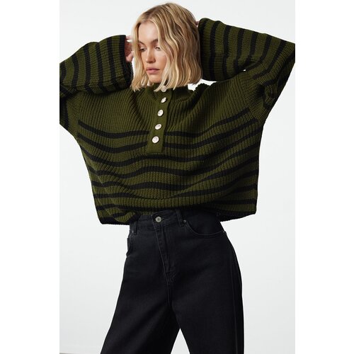 Trendyol Khaki Wide Pattern Crew Neck Striped Knitwear Sweater Cene