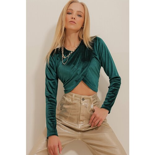 Trend Alaçatı Stili Women's Green Crew Neck Wrapped Velvet Crop Top Shirt Slike