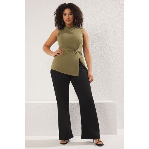 Trendyol Curve Green Modal Fabric with Gathering Detail Sleeveless Knitted Plus Size Blouse Cene