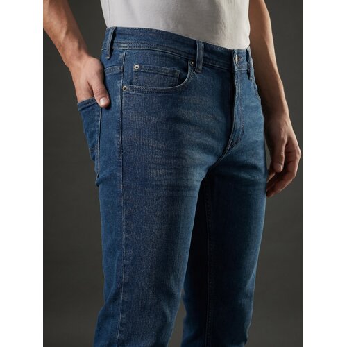 Sinsay Slim fit traperice s efektom pranja Slike