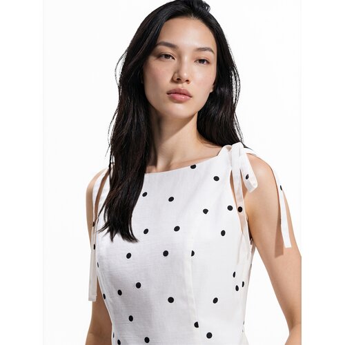 Reserved ladies` top - bijela Cene