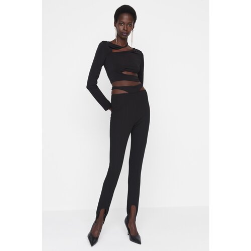 Trendyol Waist Cut-Out Detailed Leggings Slike