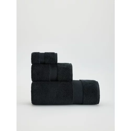 Reserved brisača z robom - črna