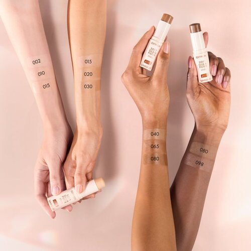 Catrice Soft Glam Filter Stick make-up v paličici odtenek 065 Tan 9 g Slike